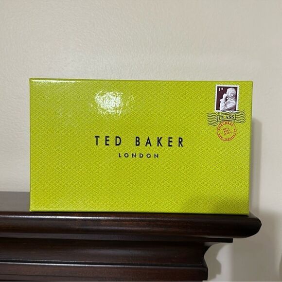 Ted Baker London Green Purple Plum Interior Cardboard Gift Box - Picture 1 of 8